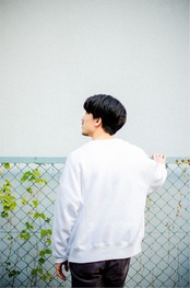 4.5TATAMI Big Silhouette Sweat white