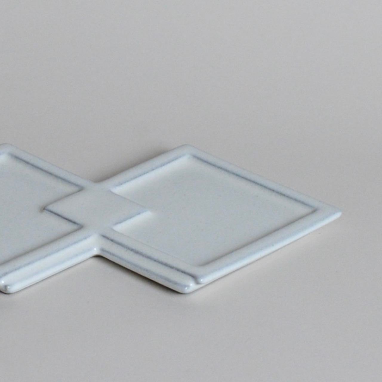 rpm / 菱形 プレート 白妙〈陶器 / 食器 / お皿 〉