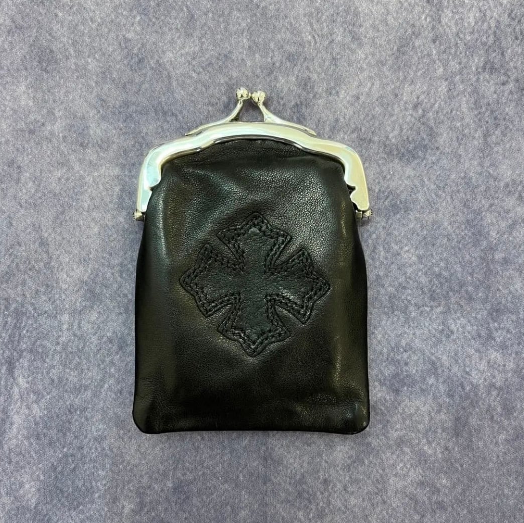 クロムハーツ 財布 クロムハーツジュディウォレットクロスボタンブラックヘビーレザー