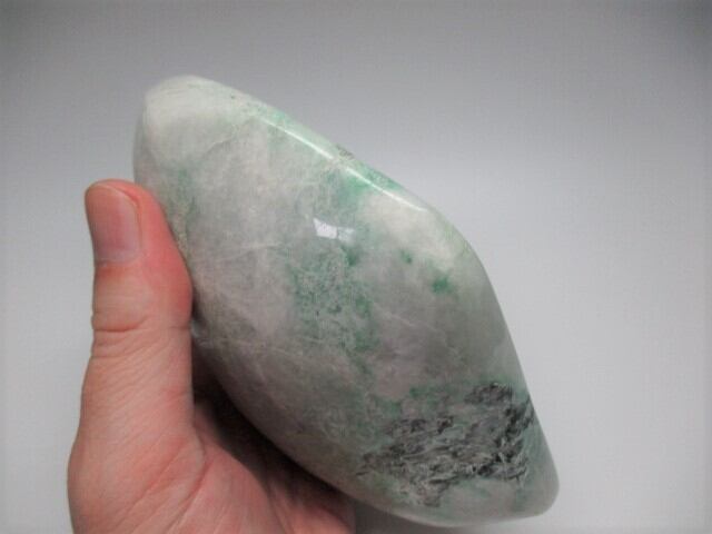 【送料無料】【高品質】ミャンマー産天然翡翠 no.1