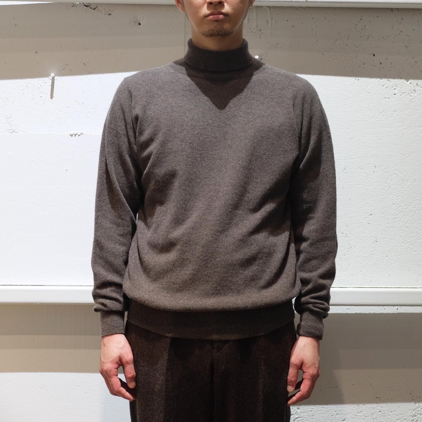 MITTAN＜ミッタン＞ウールタートルセーター | Inhigh