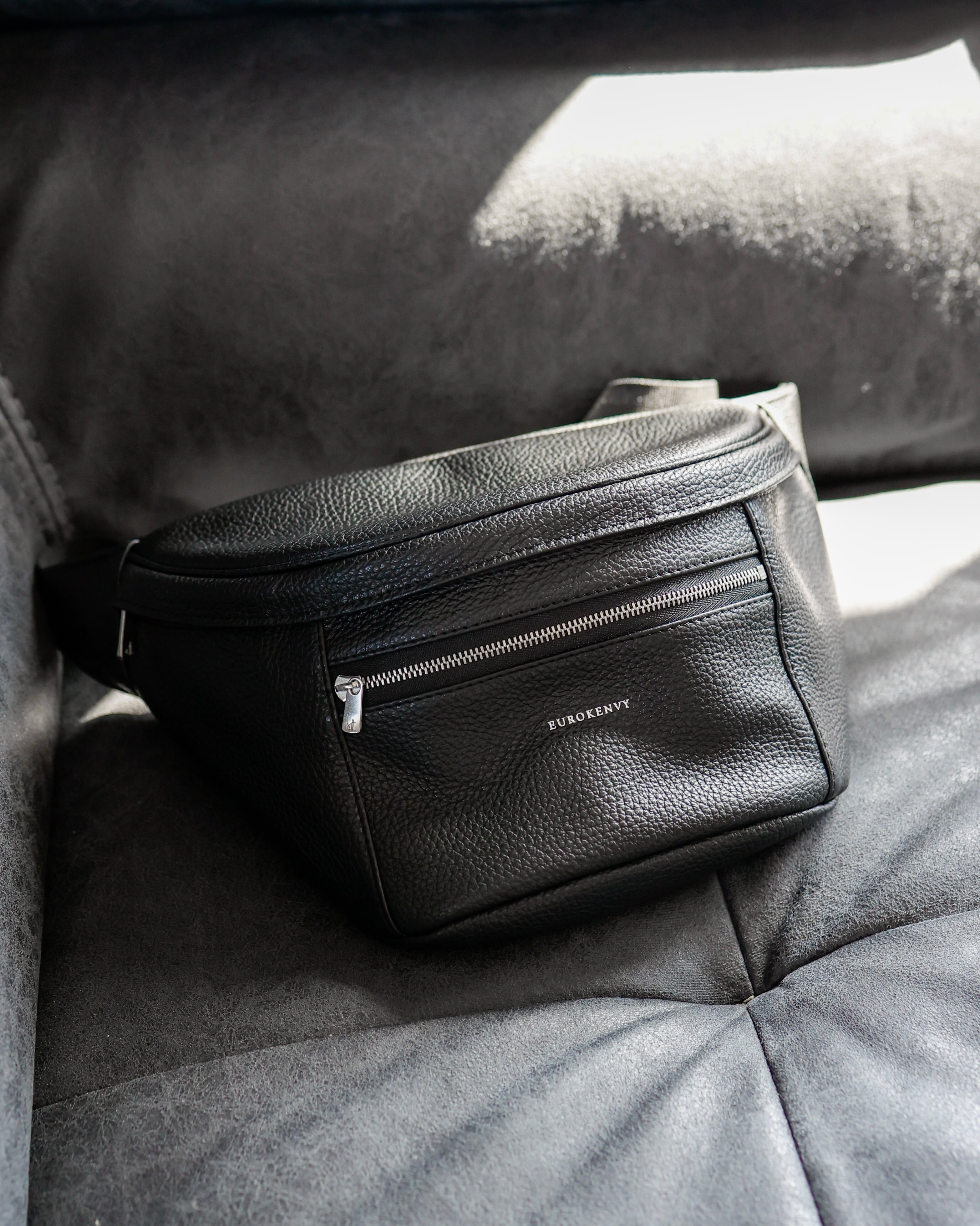 Italian Shrink Leather Bodybag【高級イタリアレザー】 | EUROKENVY®︎