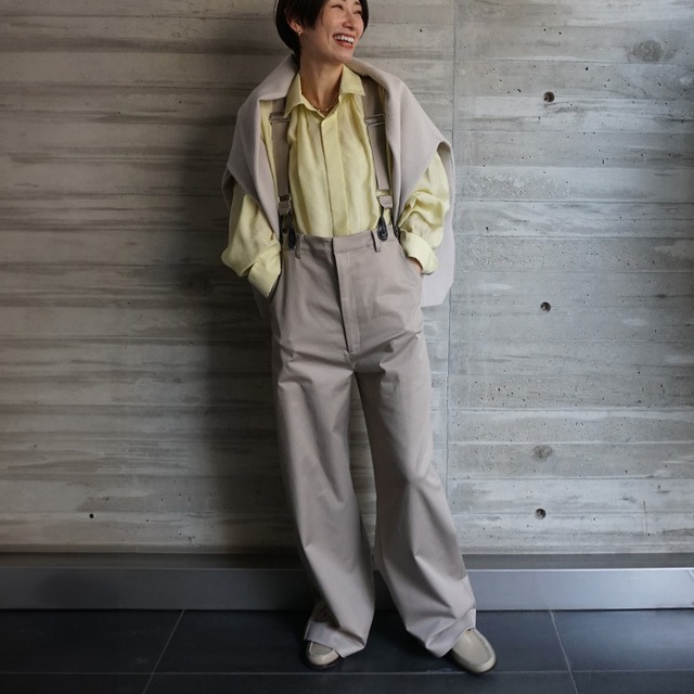 サスペンダーパンツ