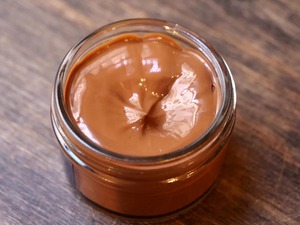 M.Mowbray / Royal Shoe Cream