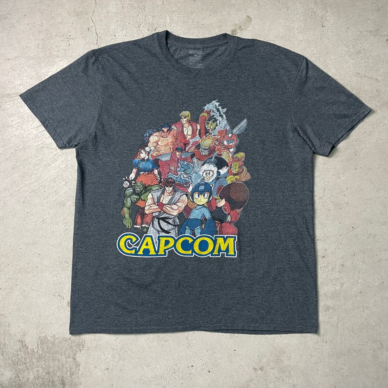 CAPCOM ゲーム キャラクター プリントTシャツ メンズXL 古着