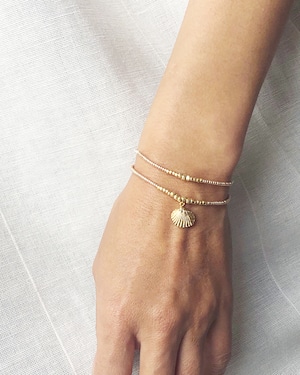 Shell gold bracelet