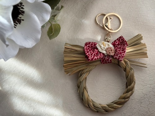 《結華しめ縄シリーズ　ミニキーホルダー》-華結（ はなゆい）- 画像