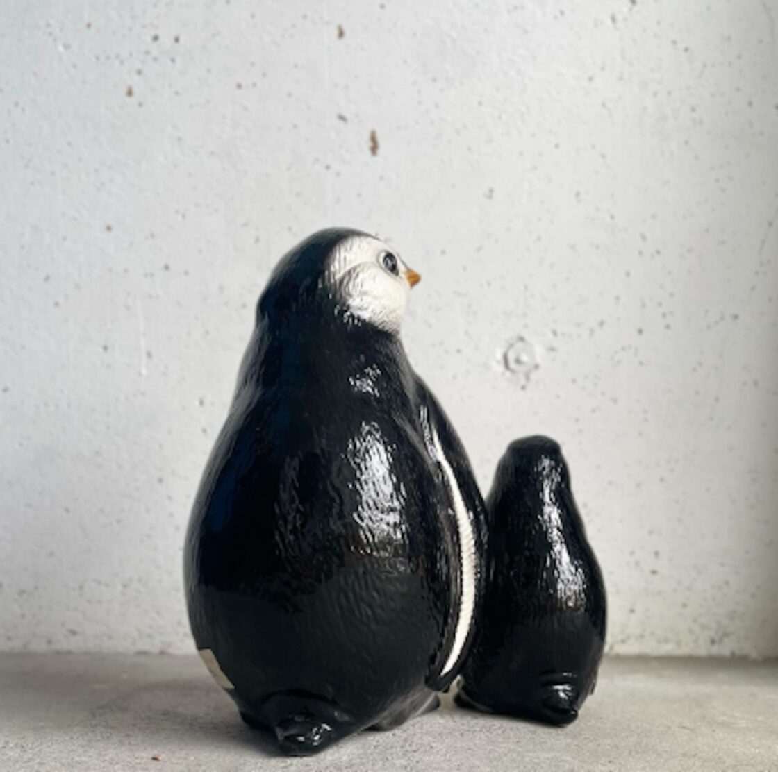 親子ペンギン/御影石/庭園/オブジェ/造園/石彫/彫刻/石材/みかげいし