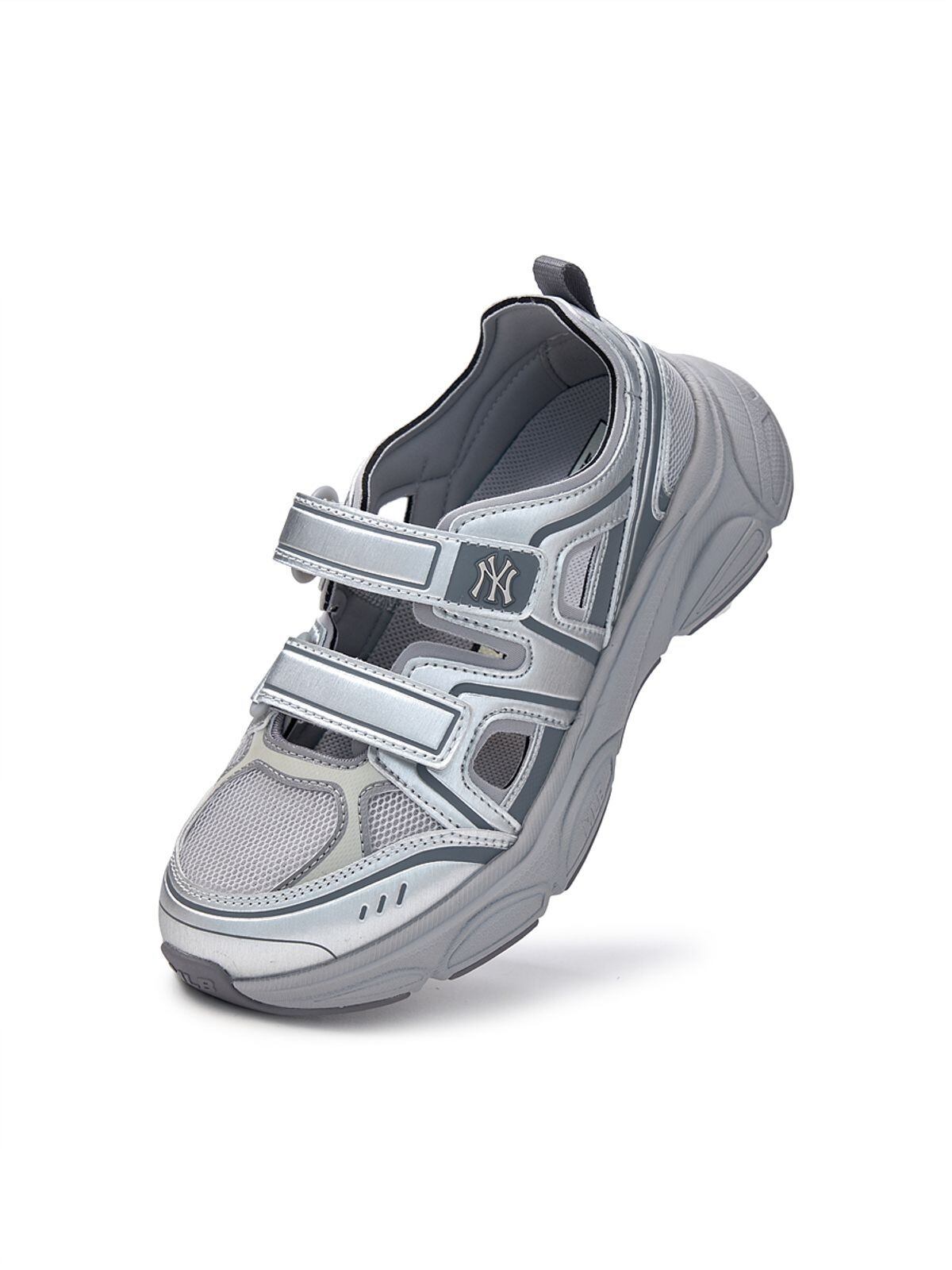 ☆aespa カリナ 【MLB】Ace Runner Merry Jane NY - 3COLOR | もごつ