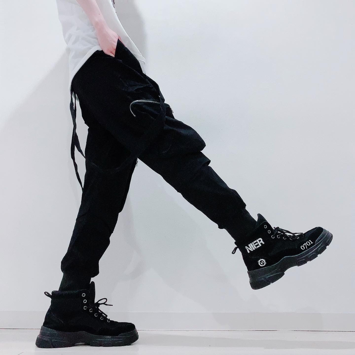 4POCKET BLACK PANTS【取り外し可能SUSPENDERS付き】 | NIER CLOTHING powered by BASE