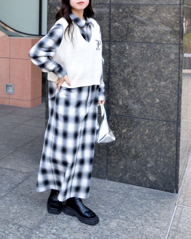 《 XMAS限定販売12月26日(金)10:00まで 》【 ROSIEE 】オンブレチェックワンピース