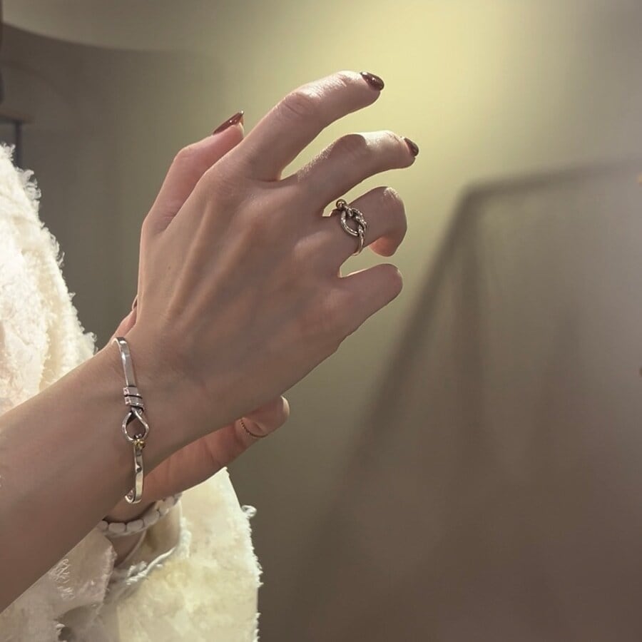 TIFFANY&CO.】2464 オープン フックバングル／シルバー925×K18YG／洗練