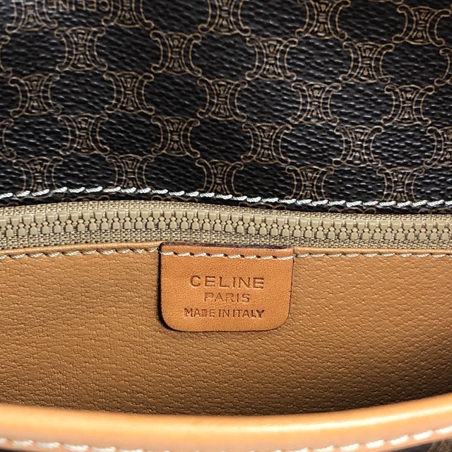 CELINE セリーヌ ショルダーバッグ ブラウン ブラゾン型押し フロントバックル PVCレザー vintage ヴィンテージ オールド rxknkd