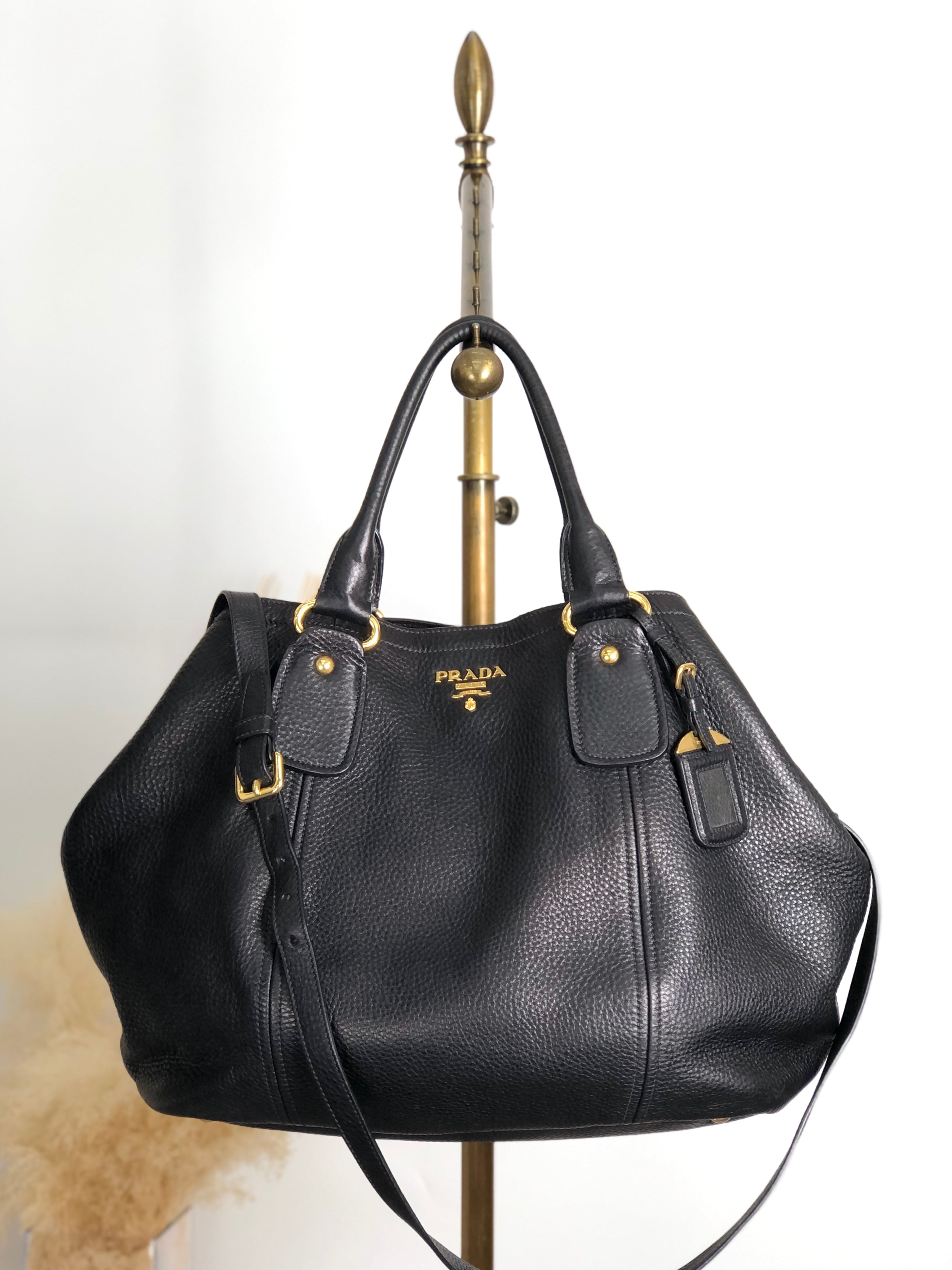 PRADA プラダ ショルダーバッグ ブラック ロゴ レザー 2way vintage ヴィンテージ オールド 5umuja