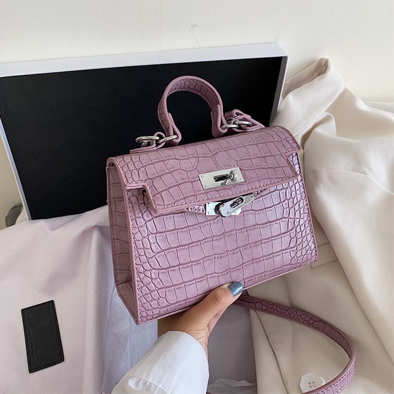 品質の小さなバッグ女性2020夏の新しい潮ネット赤いファッションショルダーメッセンジャーバッグの質感ポータブルケリーバッグ Tiancai_Wing_Bag5704741