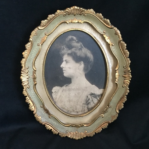 Italian Lady Antique Picture Frame 