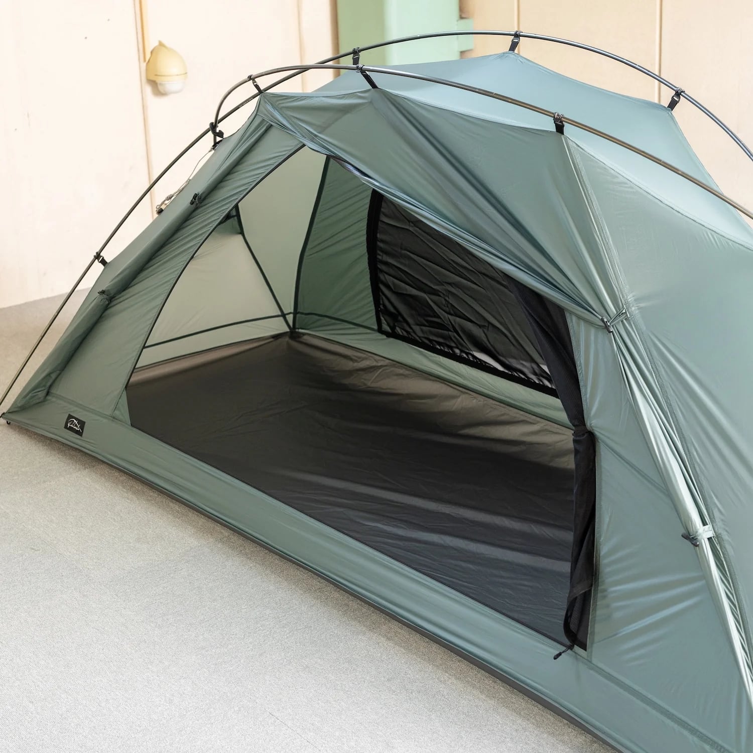 Pre Tents Wings Pewter | sotosotodays