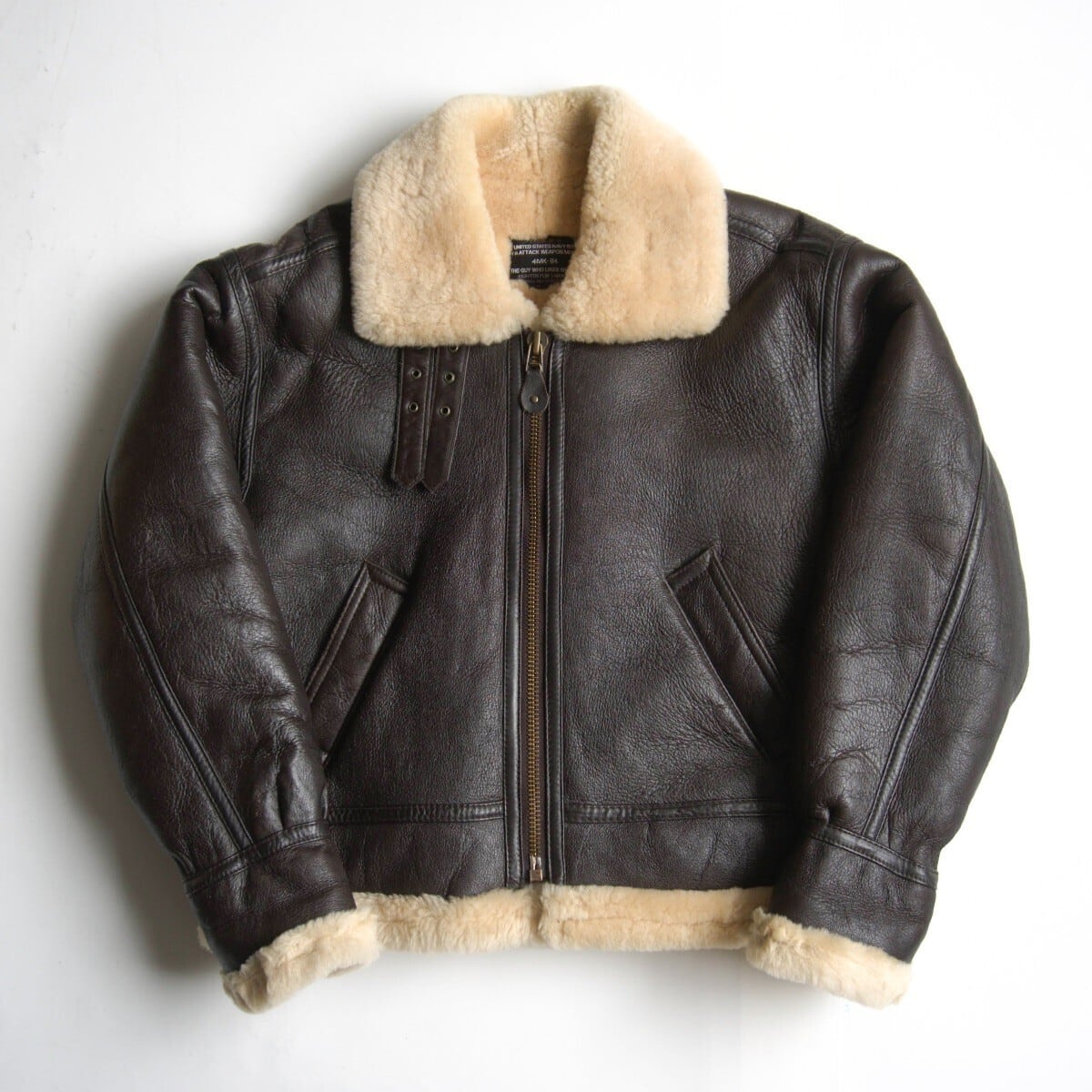 4MK-84のTYPE B-3 ムートンレザーフライトジャケット