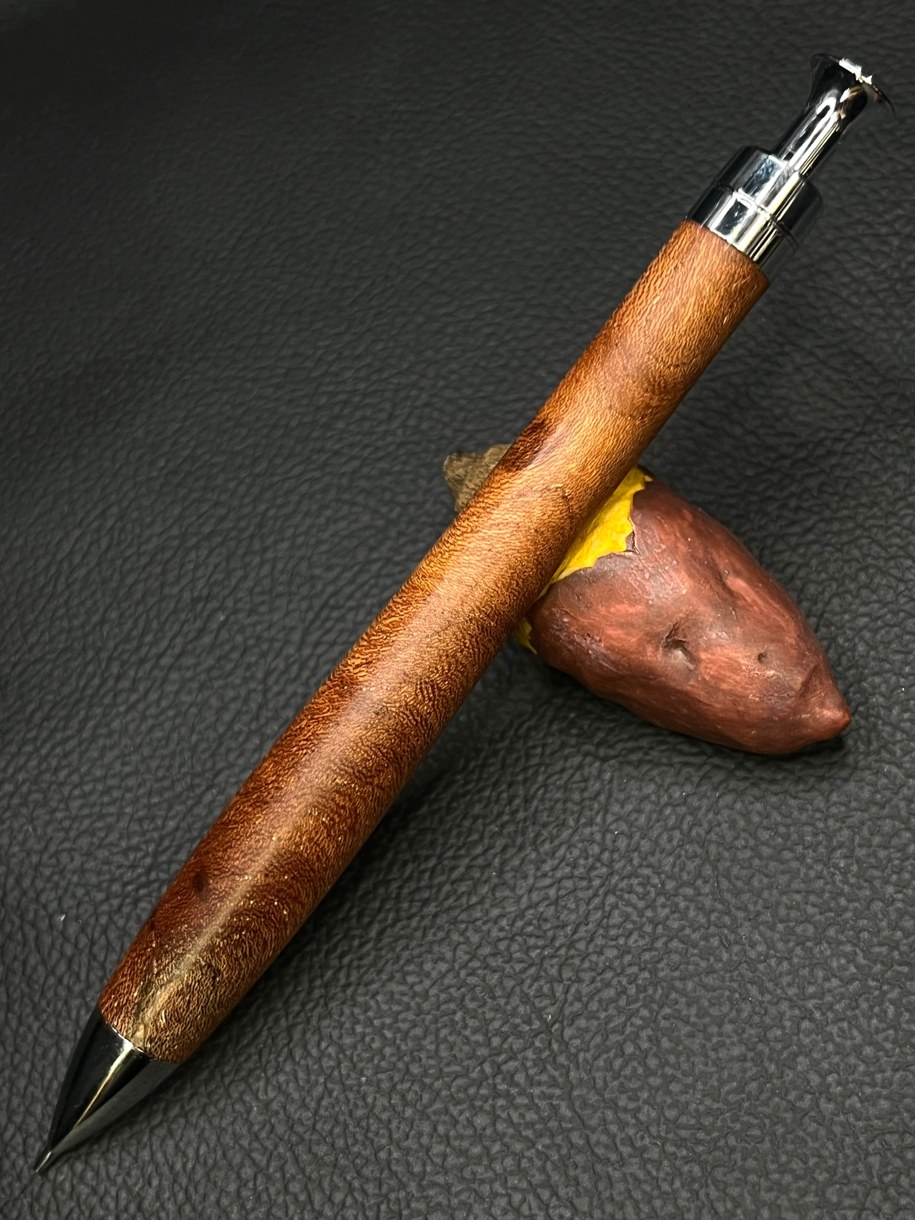 32｜ケヤキ 特上杢 | こぶた工房