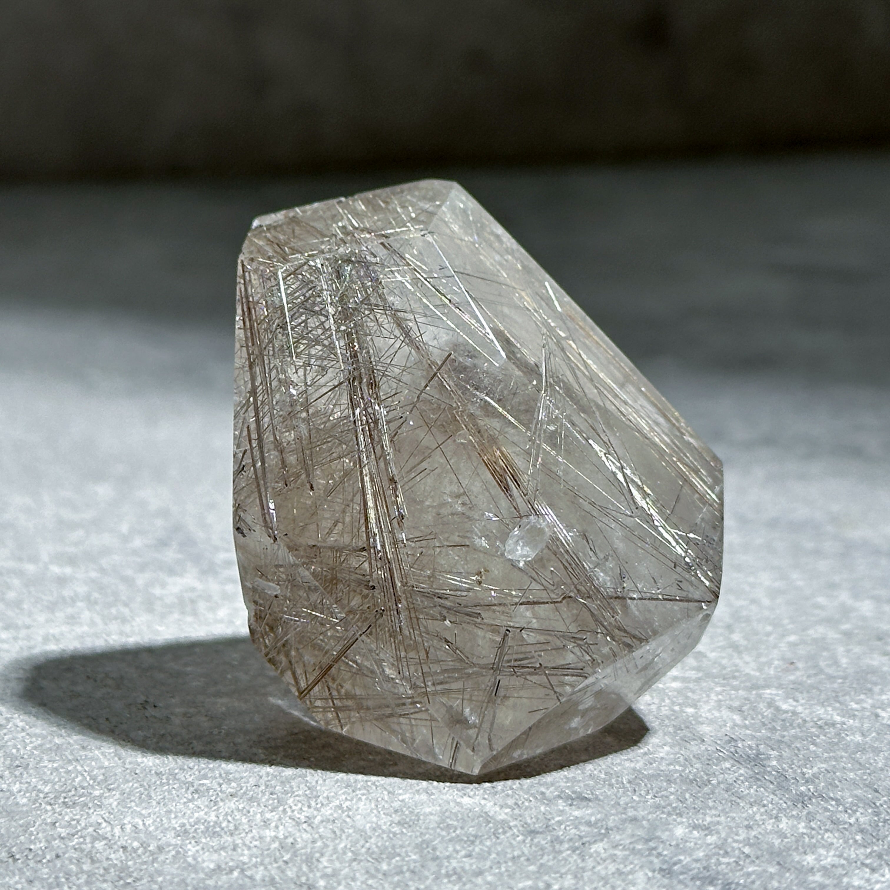 ミナスジェライス産ルチルインクォーツ フリーフォーム53◇ Rutile in