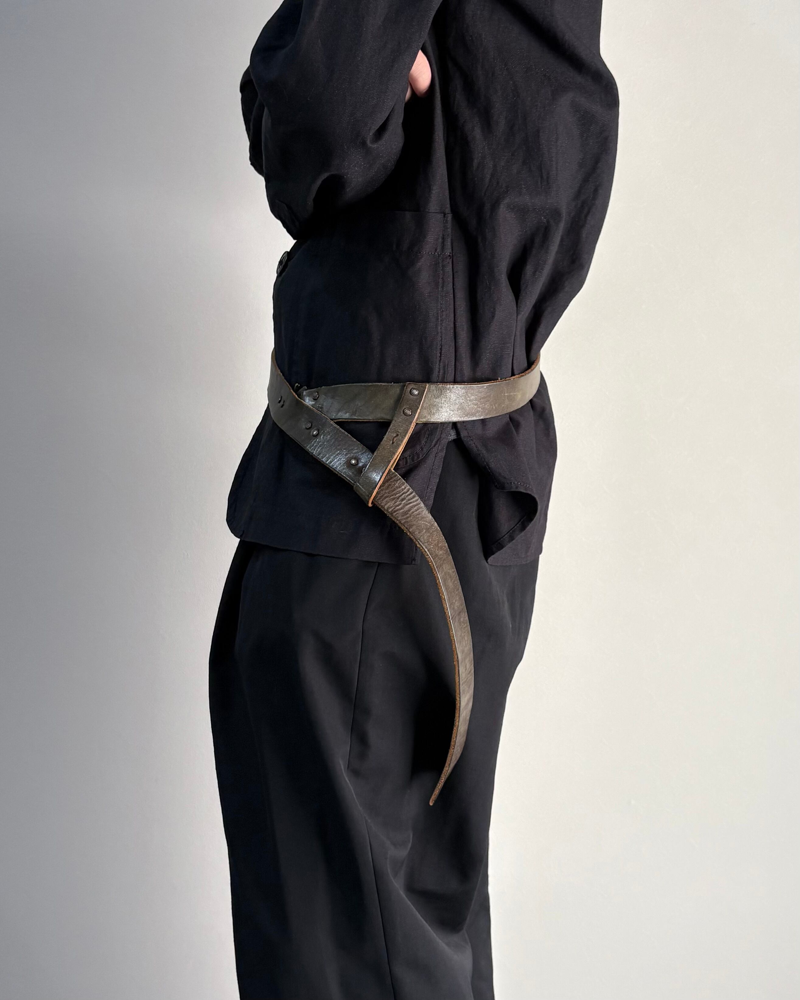 DEVOA】asymmetry leather belt | blendmarket