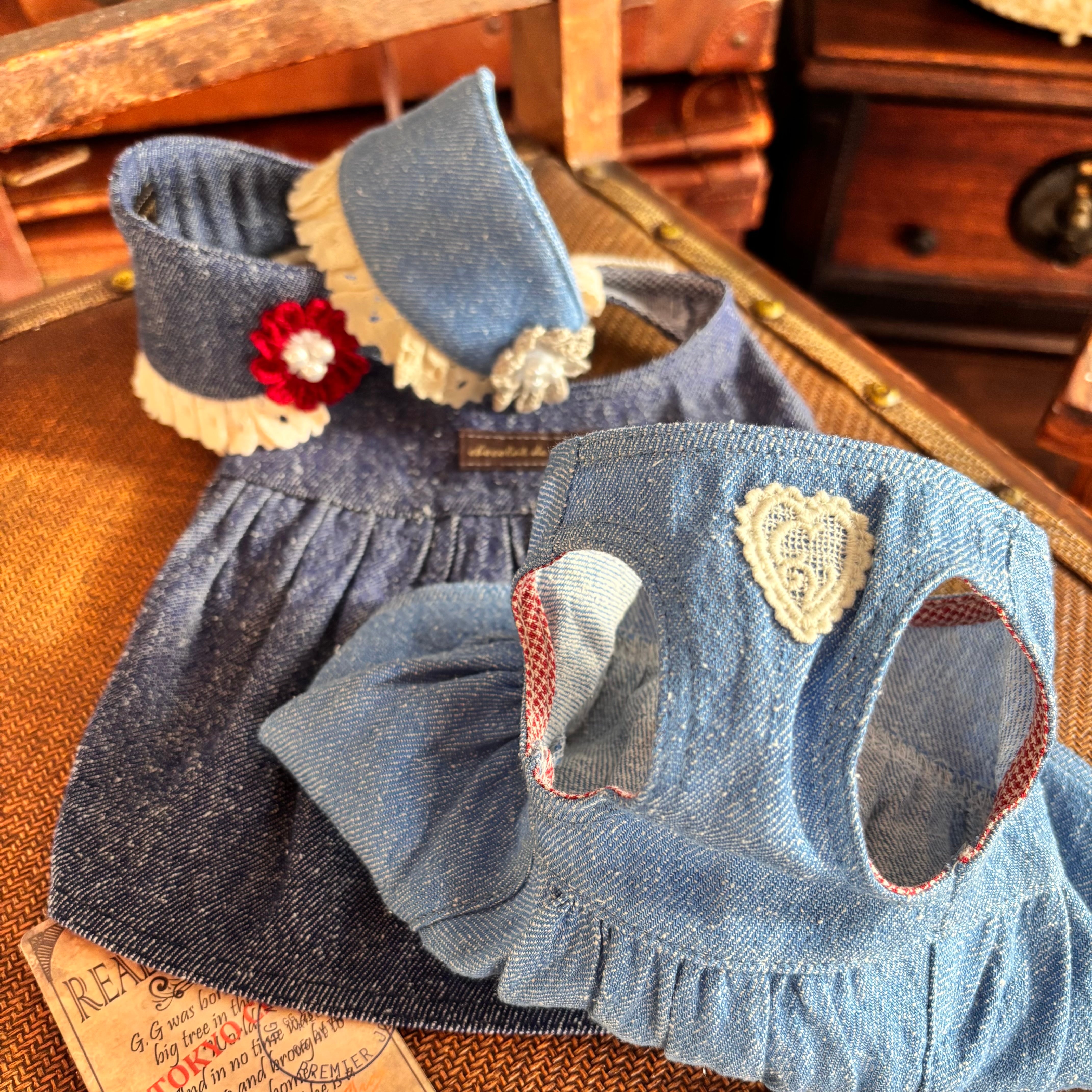 silk denim apron with bonnet アトリエgg | BLESS OKAYAMA