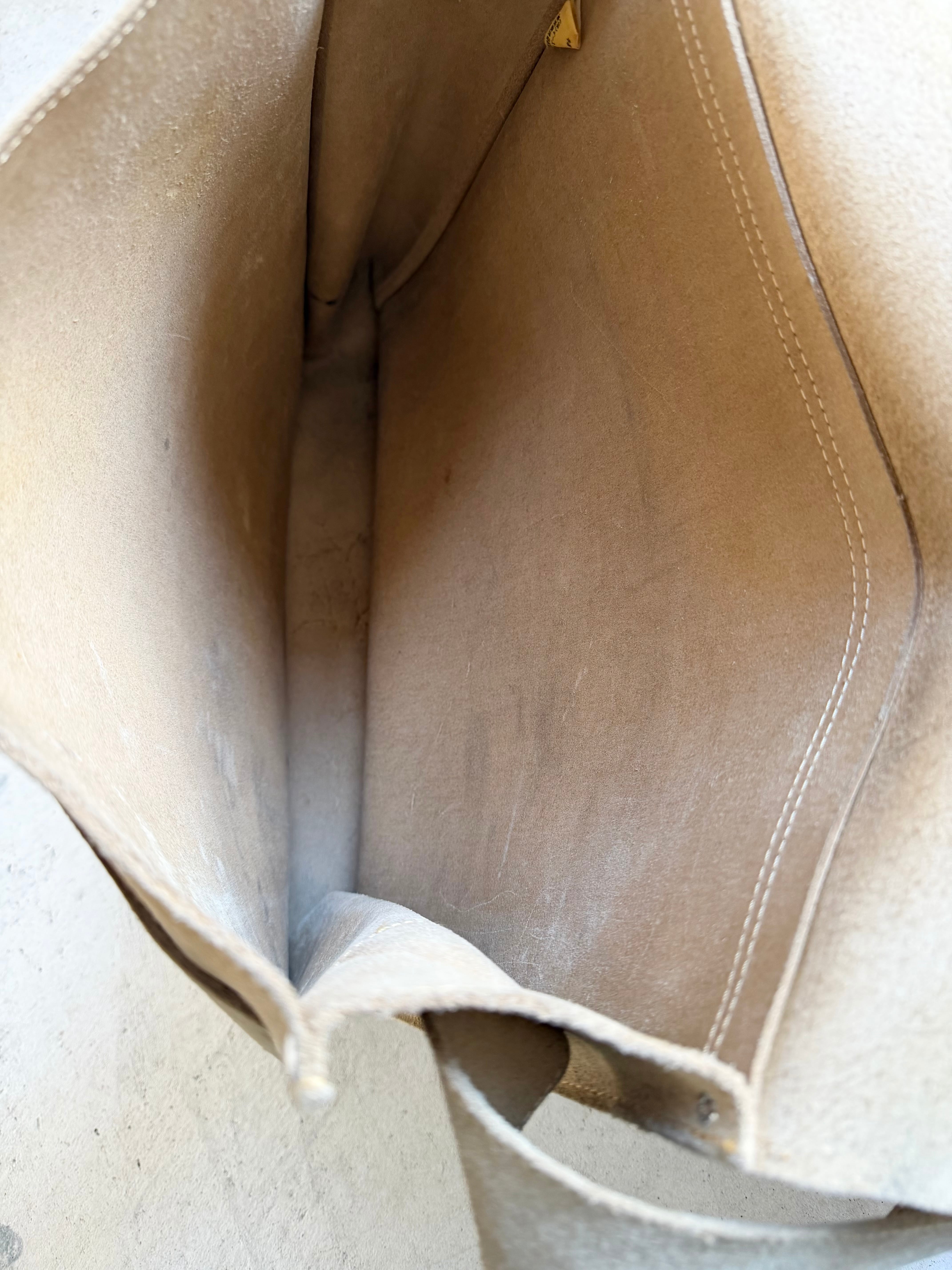 90s A.P.C. beige suede leather shoulder record bag | JESUS ARTOIS