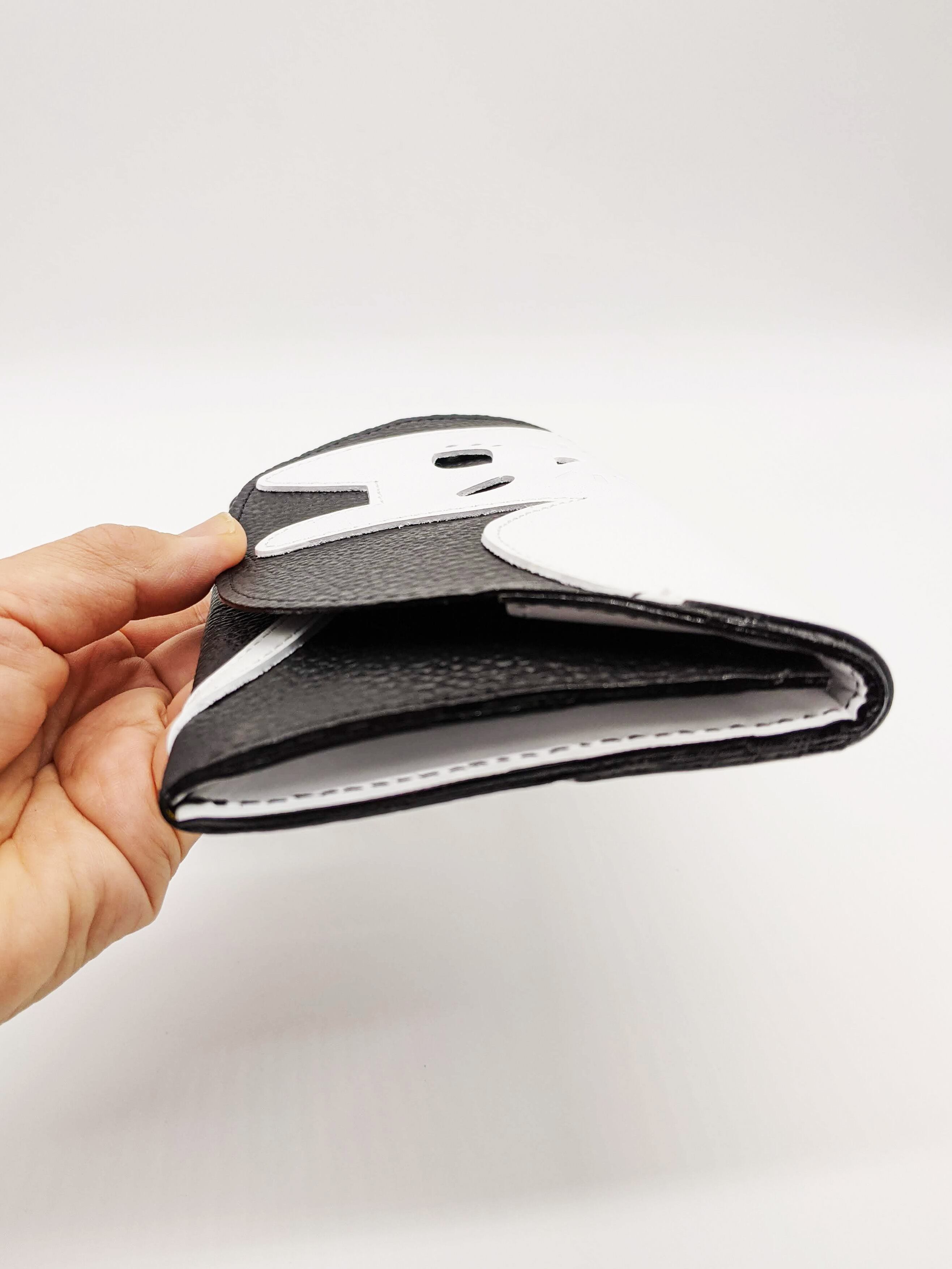 CHIGRACCI 猫デザイン長財布 「ニャレット 」ホワイト×ブラック 本革