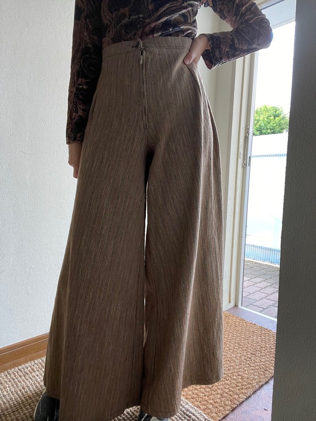 Wide-leg Pants