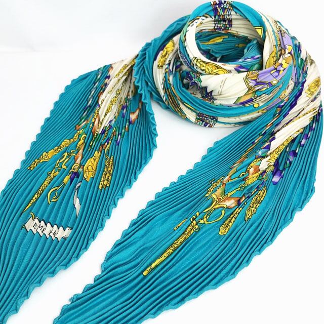 Hermes エルメス シルク100 カレ90 プリーツスカーフ Pelile Main お針子さん ターコイズ Brand Shop King Hermes エルメス シルク100 カレ90 プリーツスカーフ Pelile Main お針子さん ターコイズ Brand Shop King