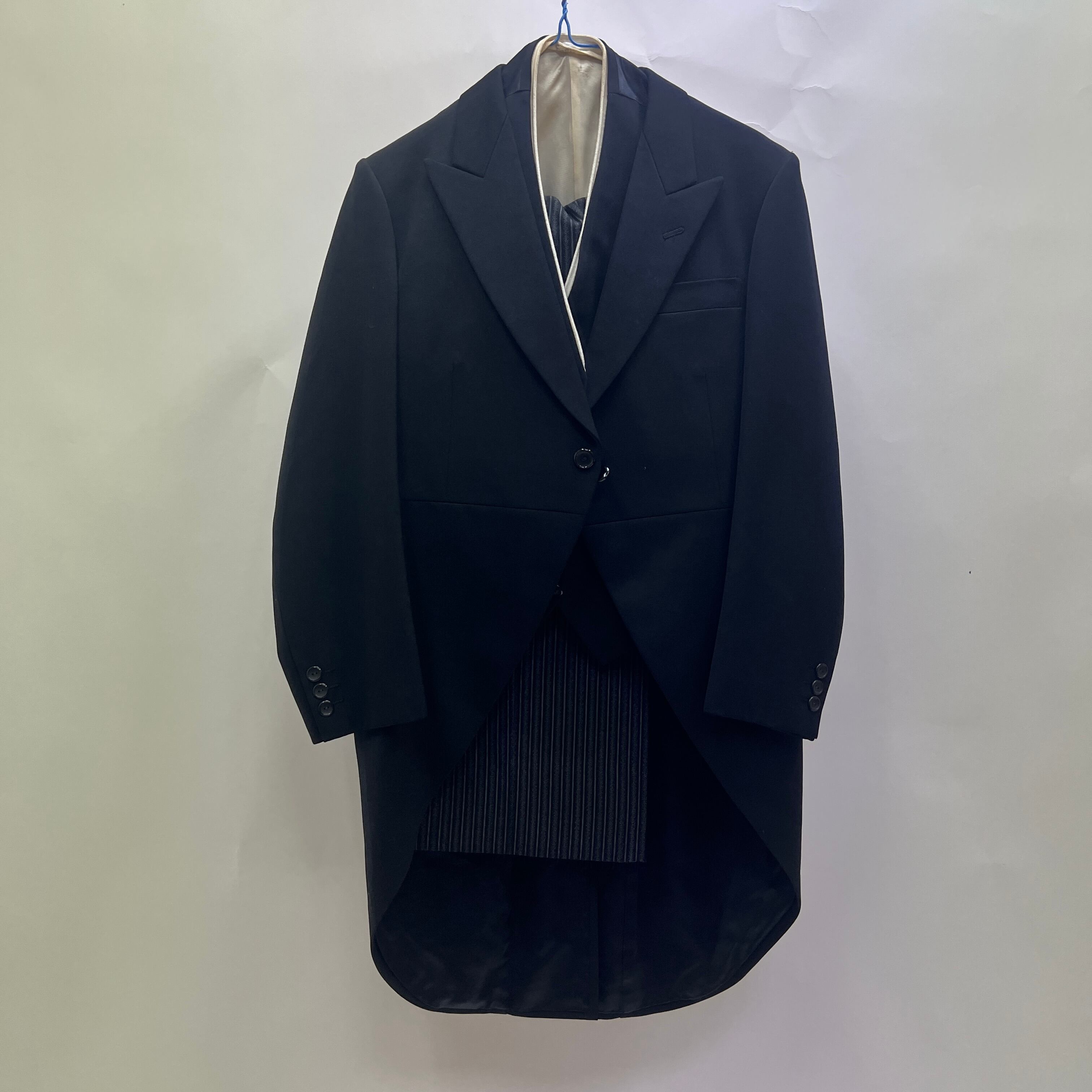 中古 モーニングスーツ ジャケット/ズボン/ベスト 3点セット ベスト裏地黄ばみあり AB3 MensSuits202