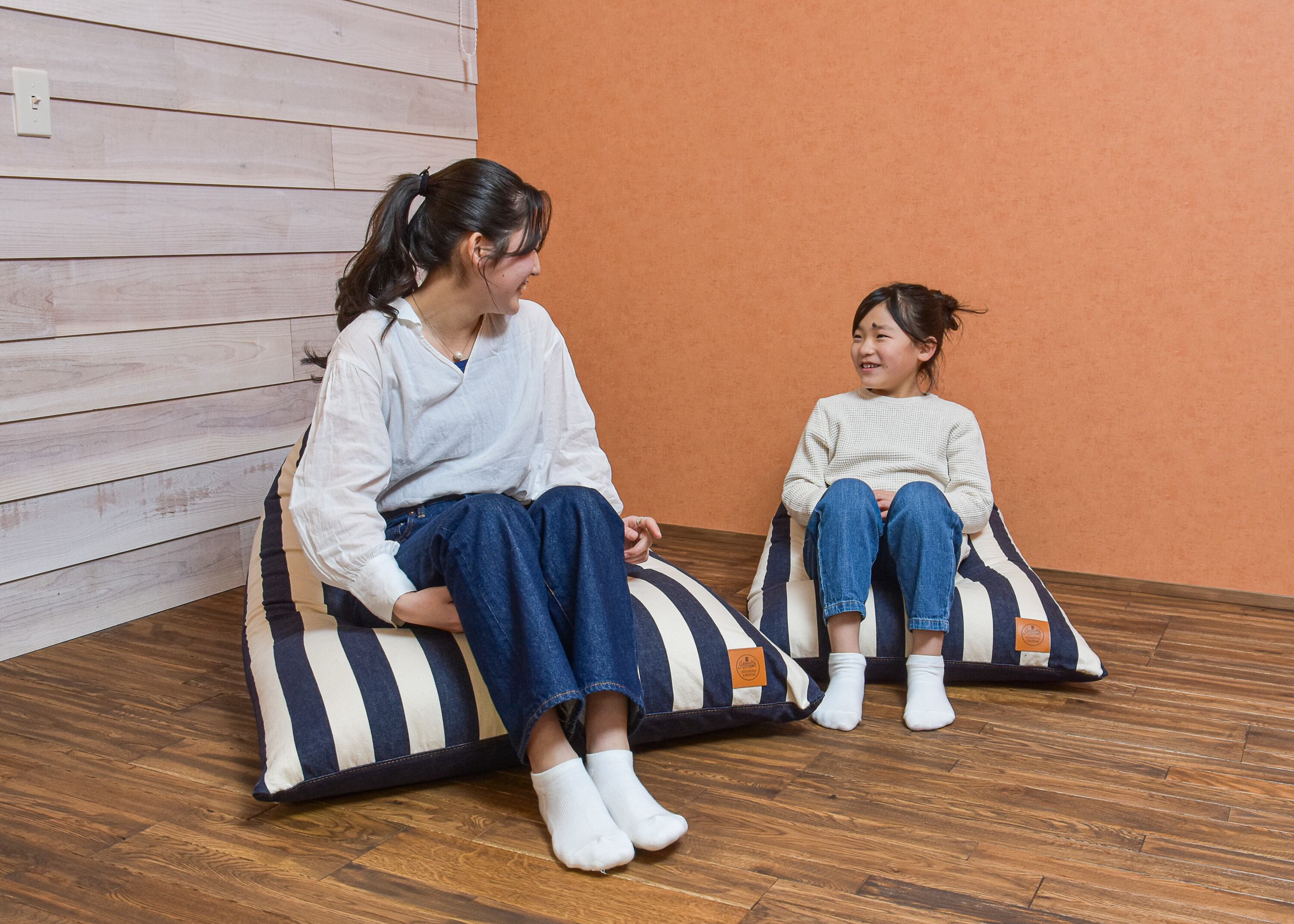 Beanbag Chair 〝ISLET〟Mサイズ | Setouchi DENIM