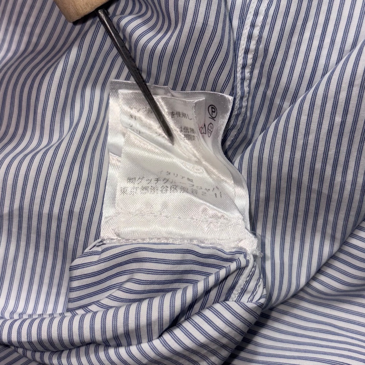 2012’s ALEXANDER McQUEEN skull print cleric shirt