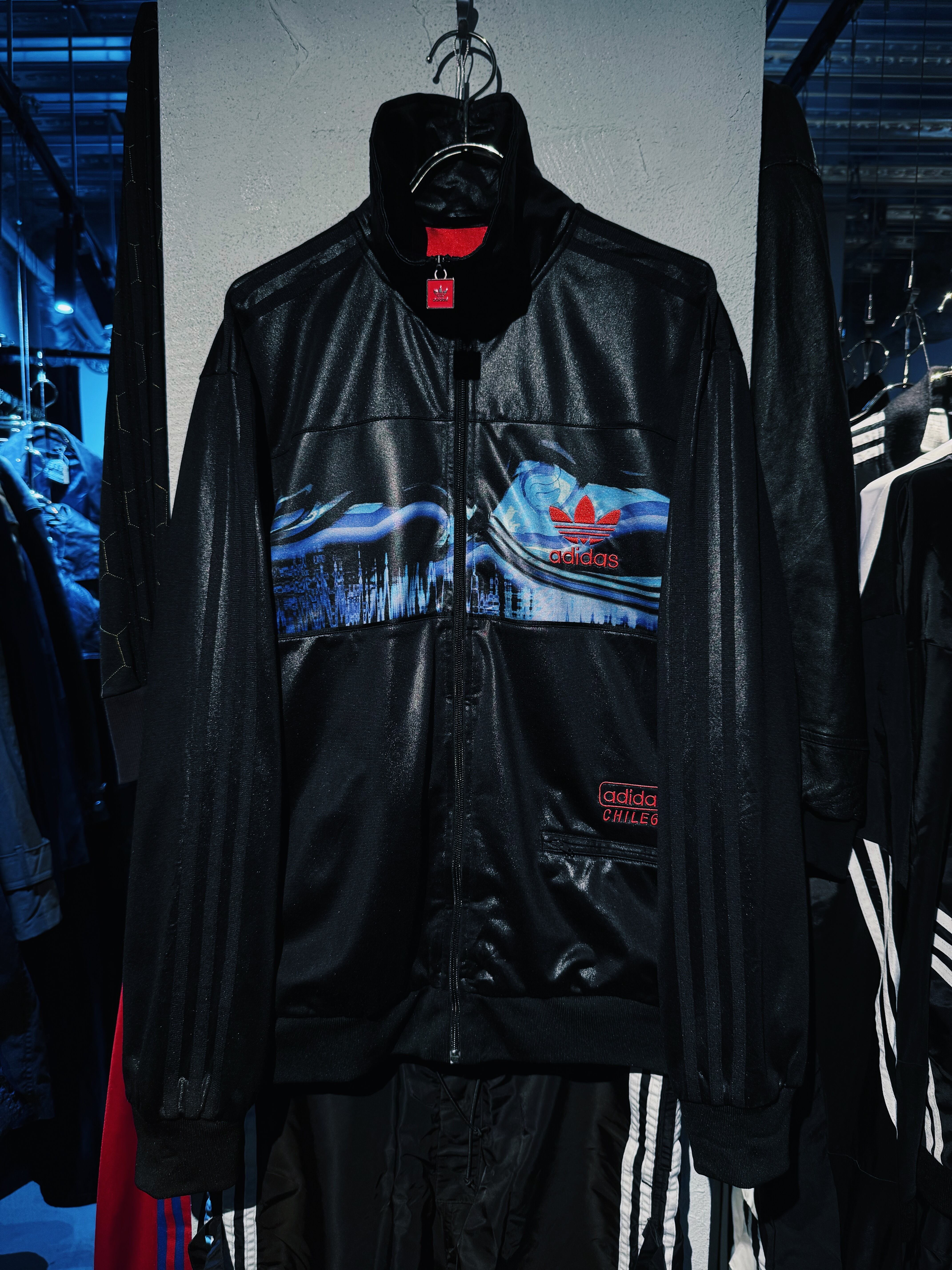 【D4C】"ADIDAS Originals CHILE62”Trefoil design switching color track jacket