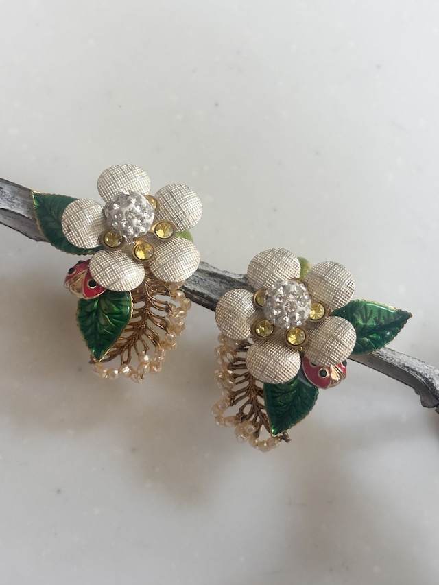 シルバーフラワーピアス/イヤリング