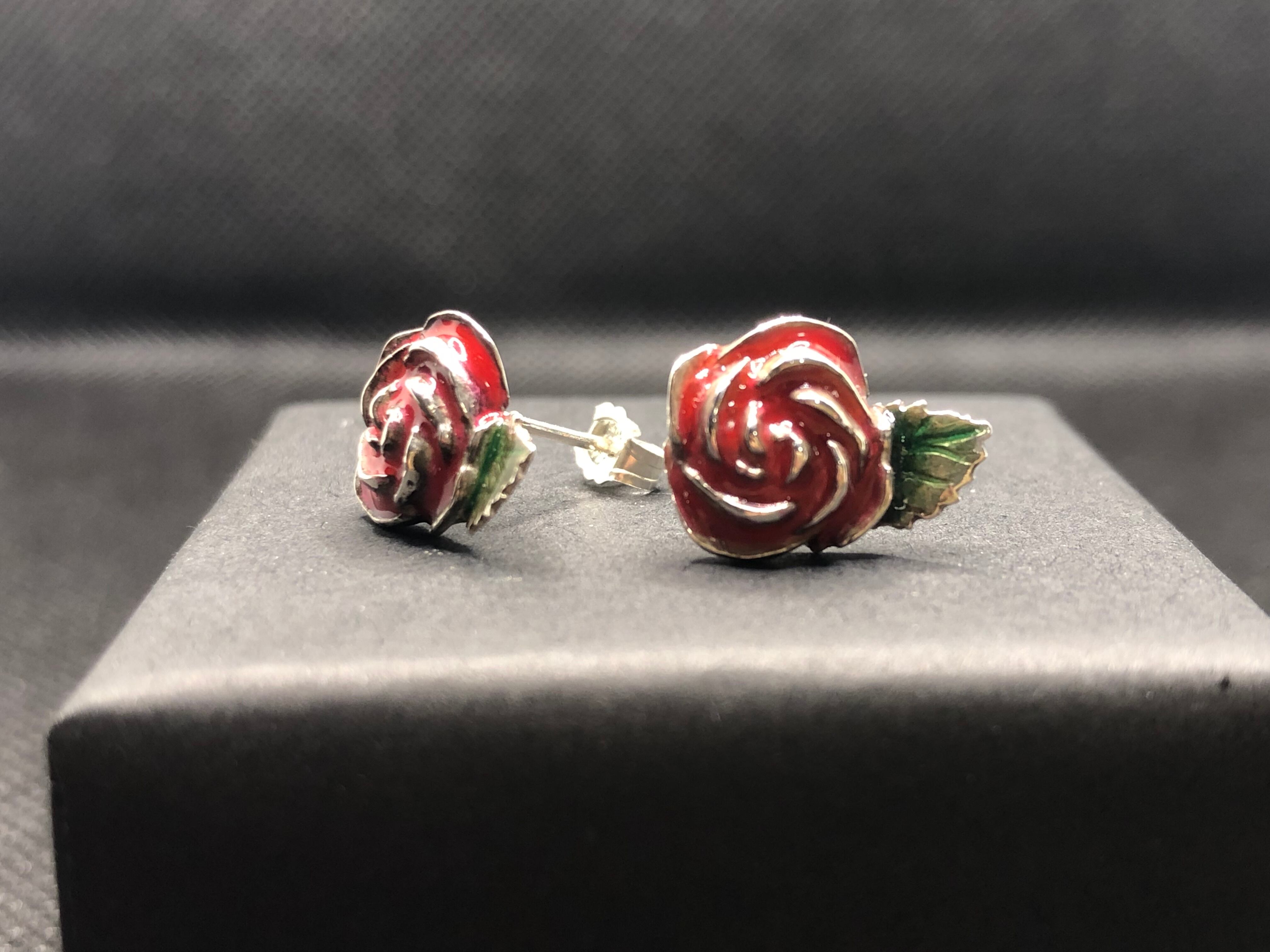 薔薇ピアス（ノンホールピアス）【銀（Silver925）】両耳用 | Strange