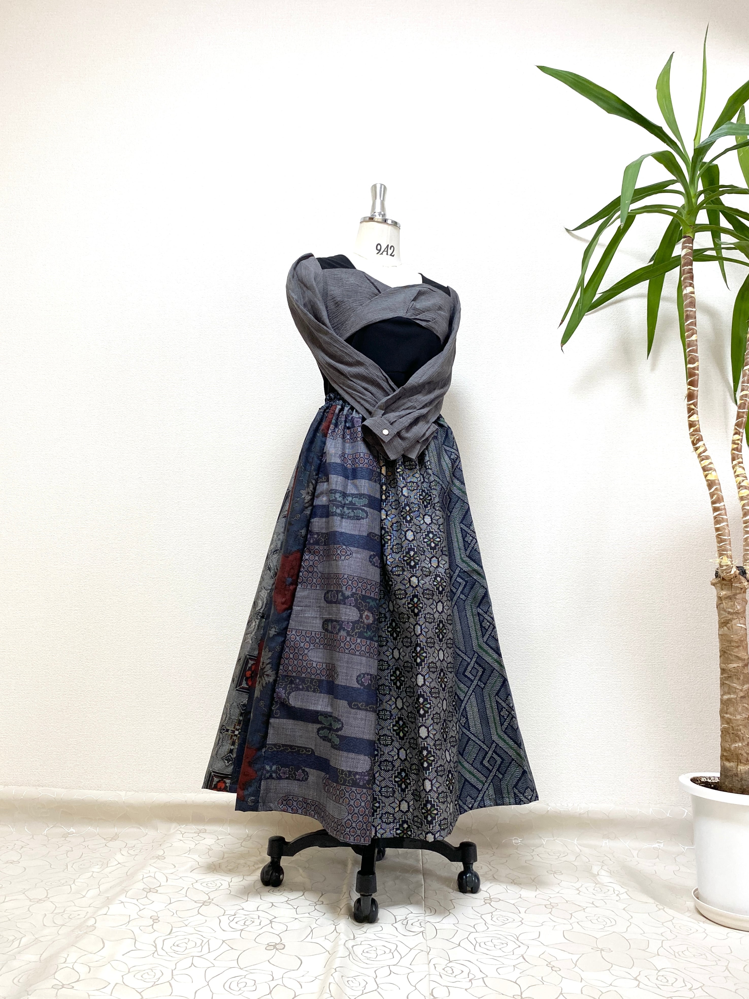 新品 アロー aLORS AW1 Valeria ハーフパンツ S-M カーキ 【公式 新品 アロー aLORS AW1 Valeria ハーフパンツ S-M カーキ 【公式