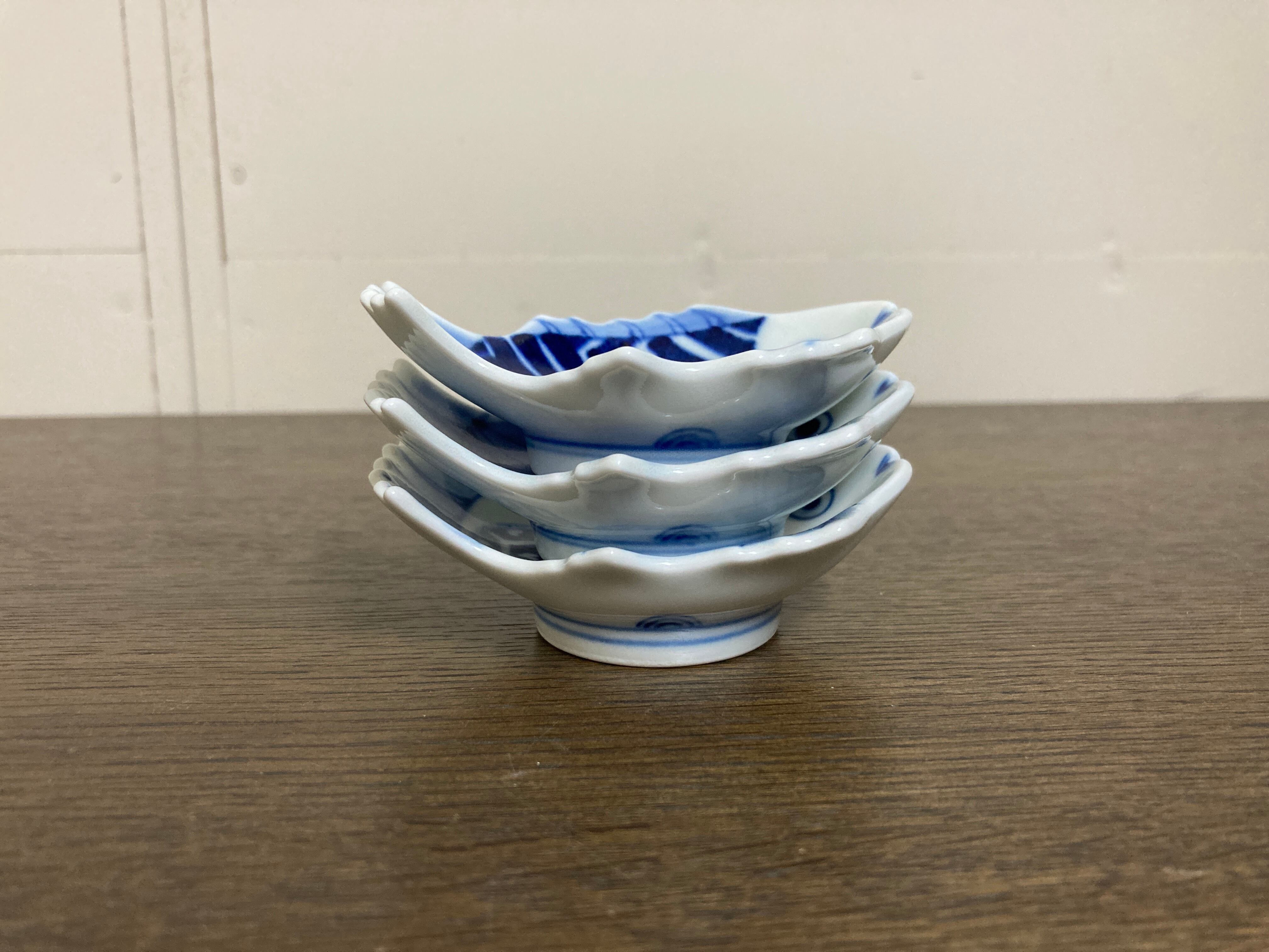 招福鯛】クラシック豆皿3枚セット（赤箱入り） | 梶謙製磁社｜有田焼の