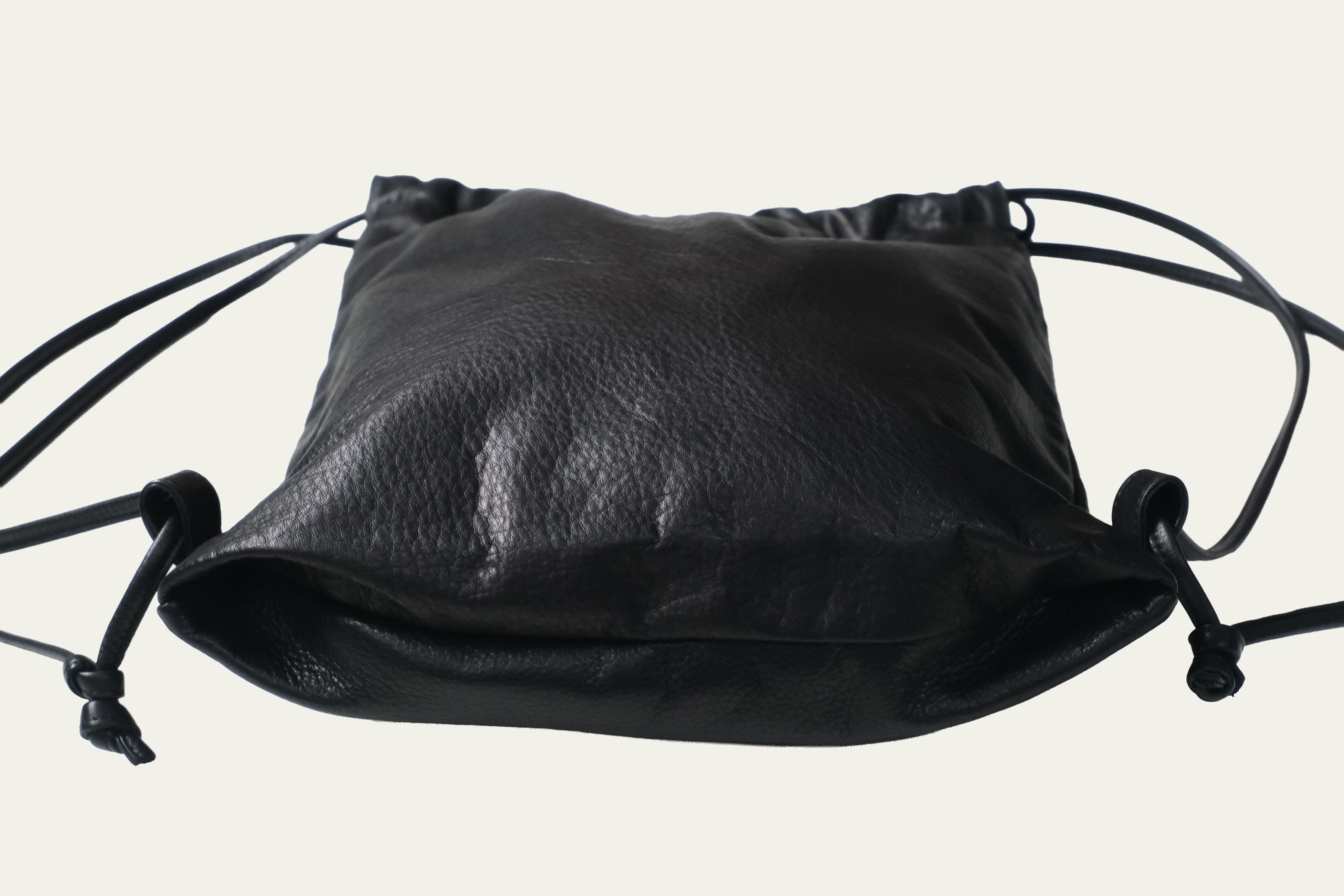 FUJITO Leather Knapsack Black | Directors Web Shop