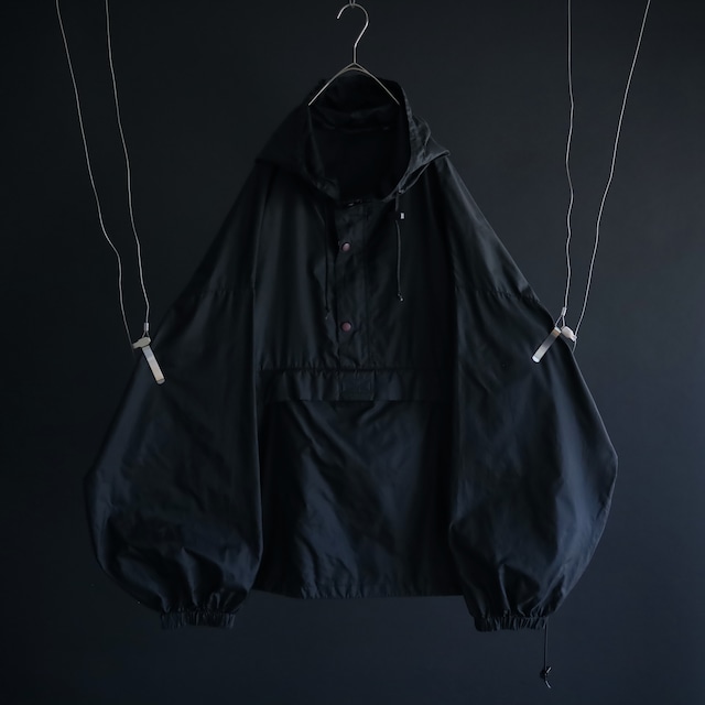 90's " J.CREW " over silhouette black color nylon anorak parka