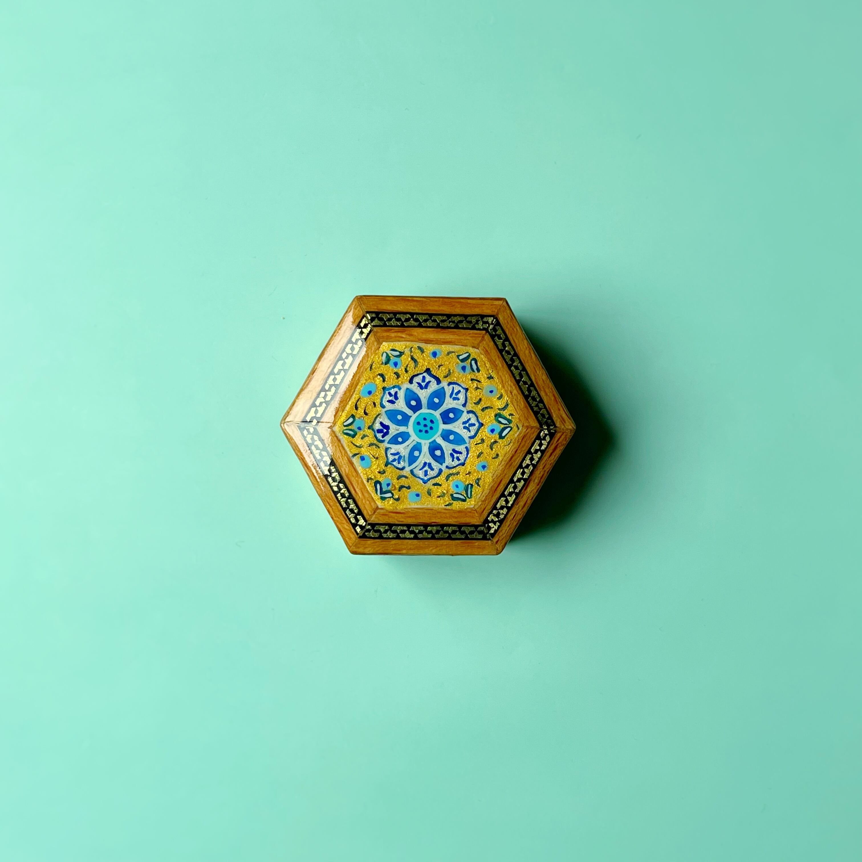 象嵌細工(ハータムカーリー)小箱 ミニサイズ 六角形【KHA-228】