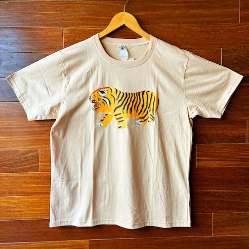 張り子Tシャツ　トラ　ベージュ（L）　CL007