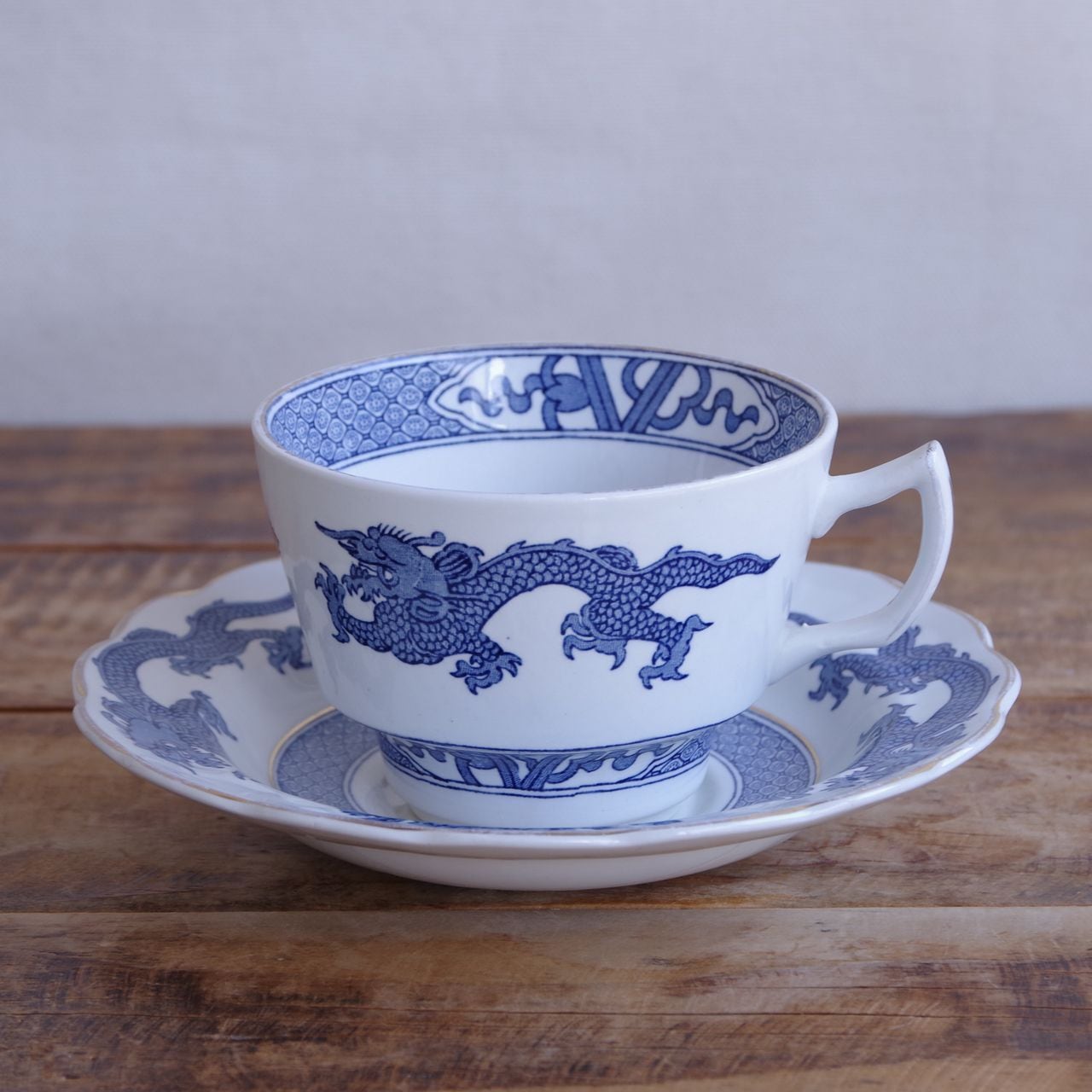 アンティーク＆ヴィンテージ | Flohmarkt フローマルクト