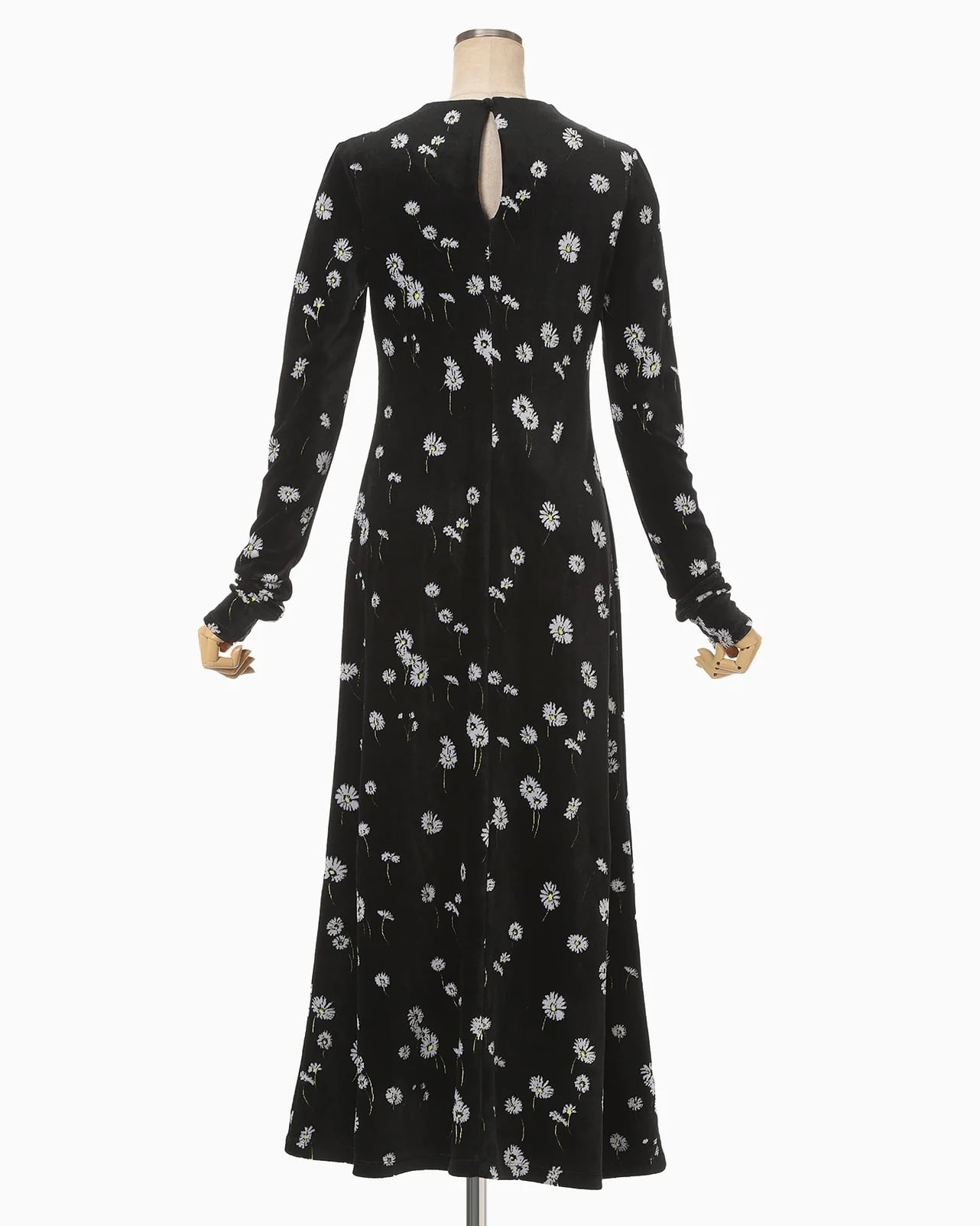 Mame Kurogouchi】Velour Jersey Floral Dress/black | TOLMA.