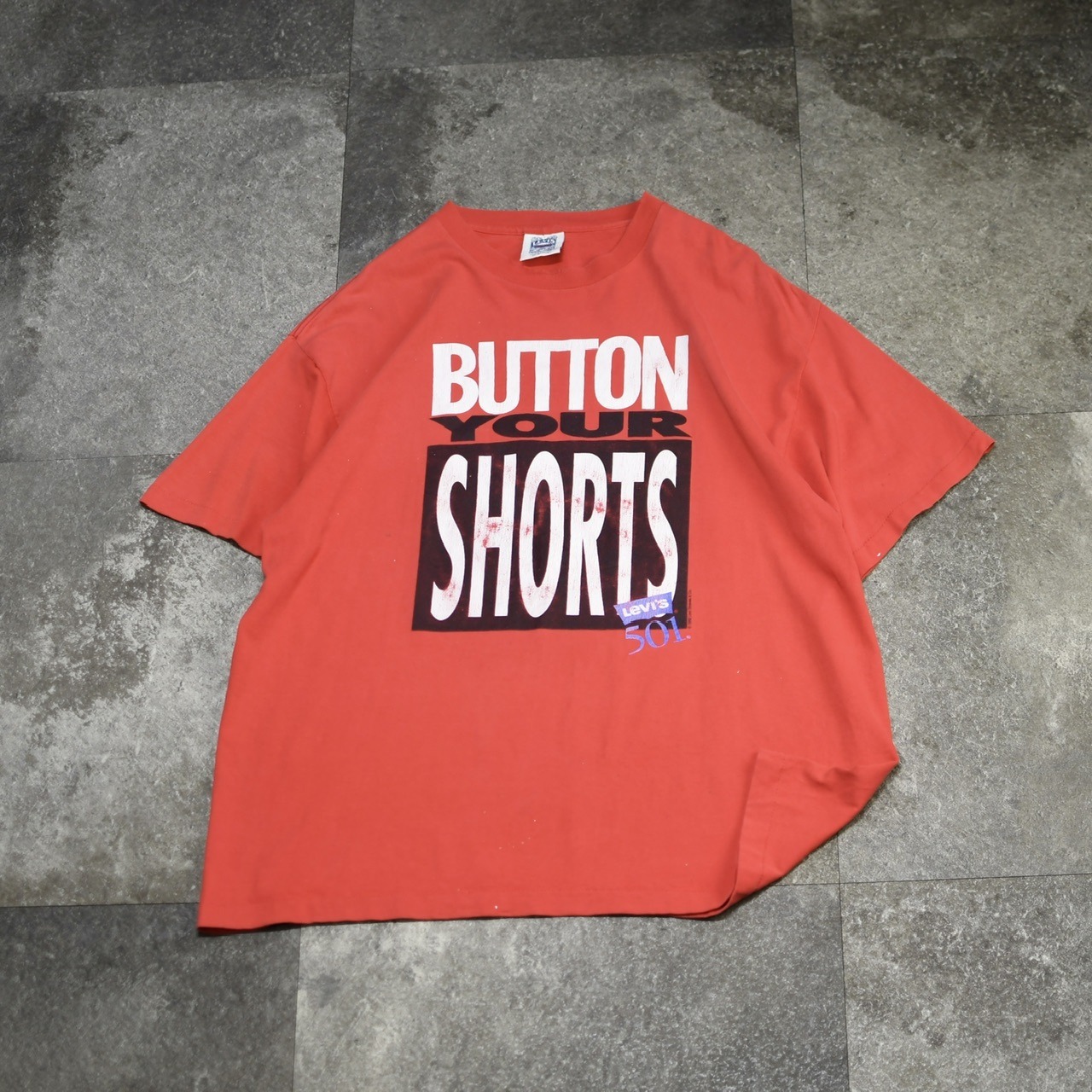 92's LEVI’S humor print tee