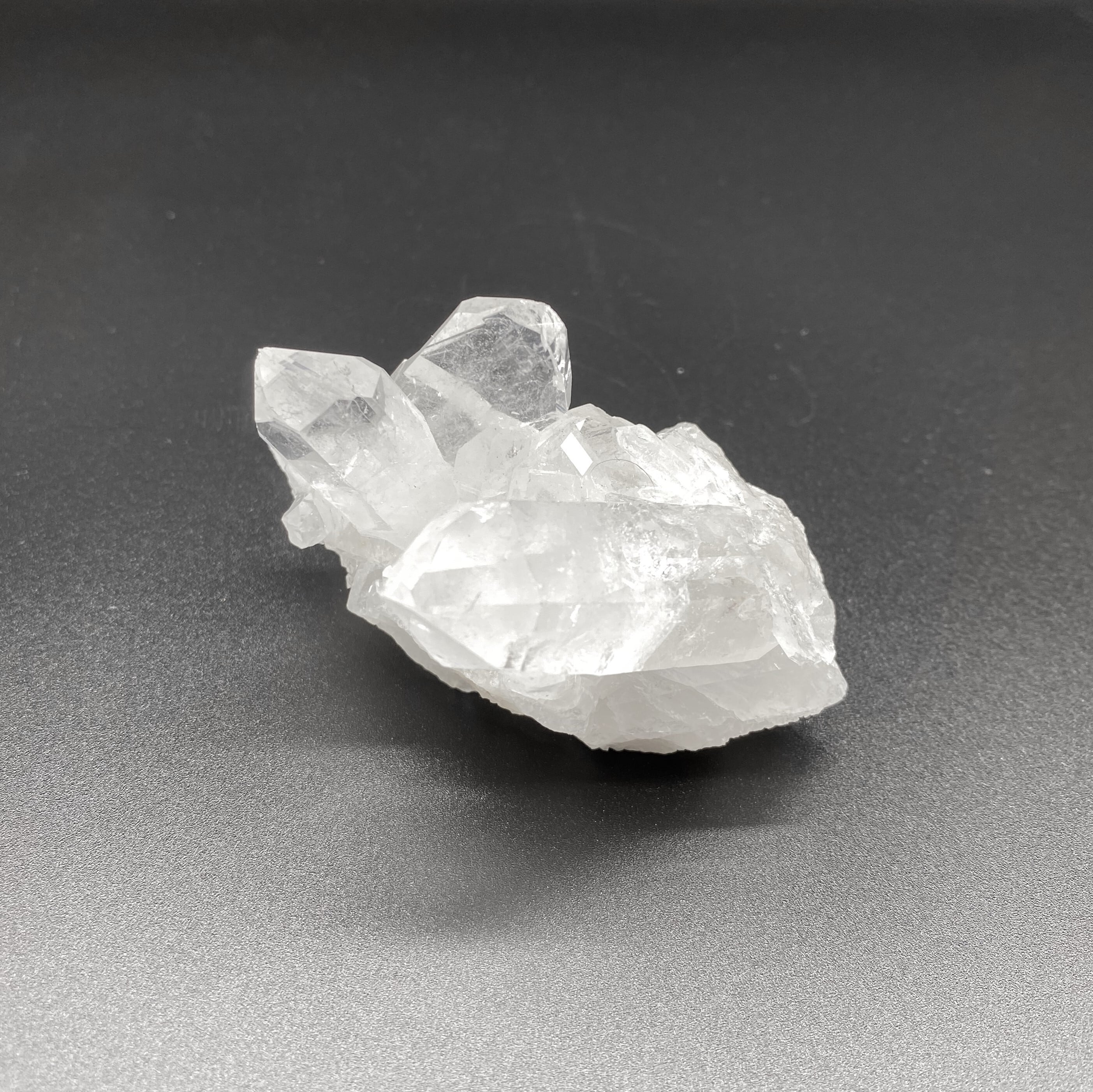 レオパードフラワーブラック 【 ブラジル ミナスジェライス州産 水晶