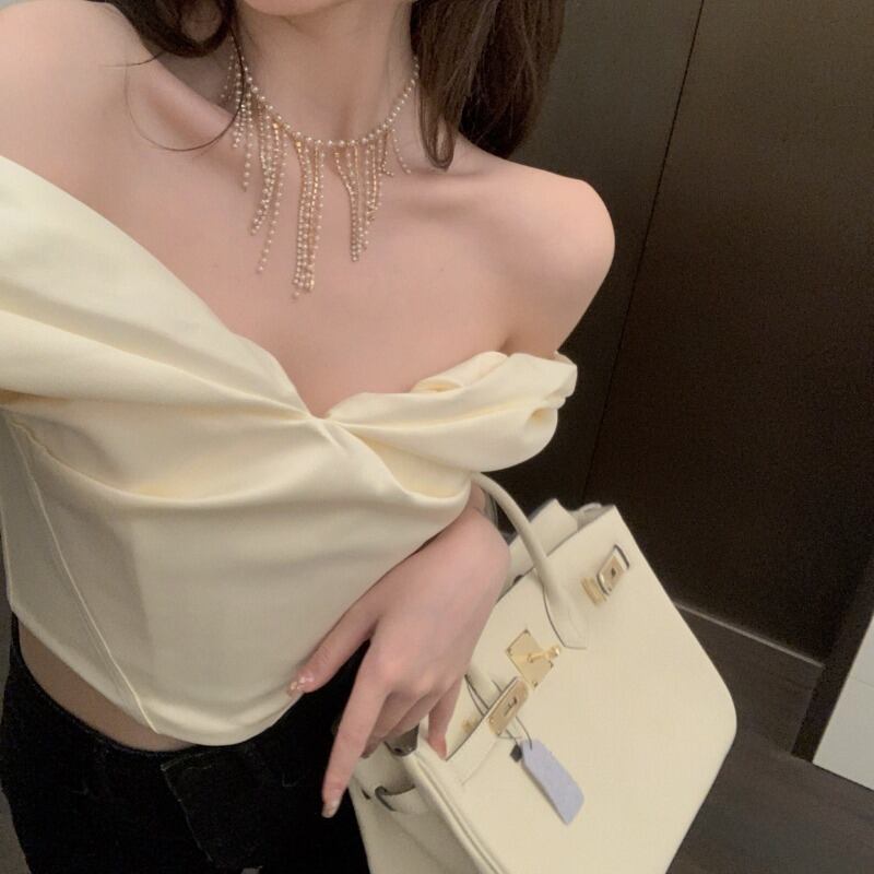 サテンシャツ ショートサマートップス 夏物 ブラックストロベリース18004816218