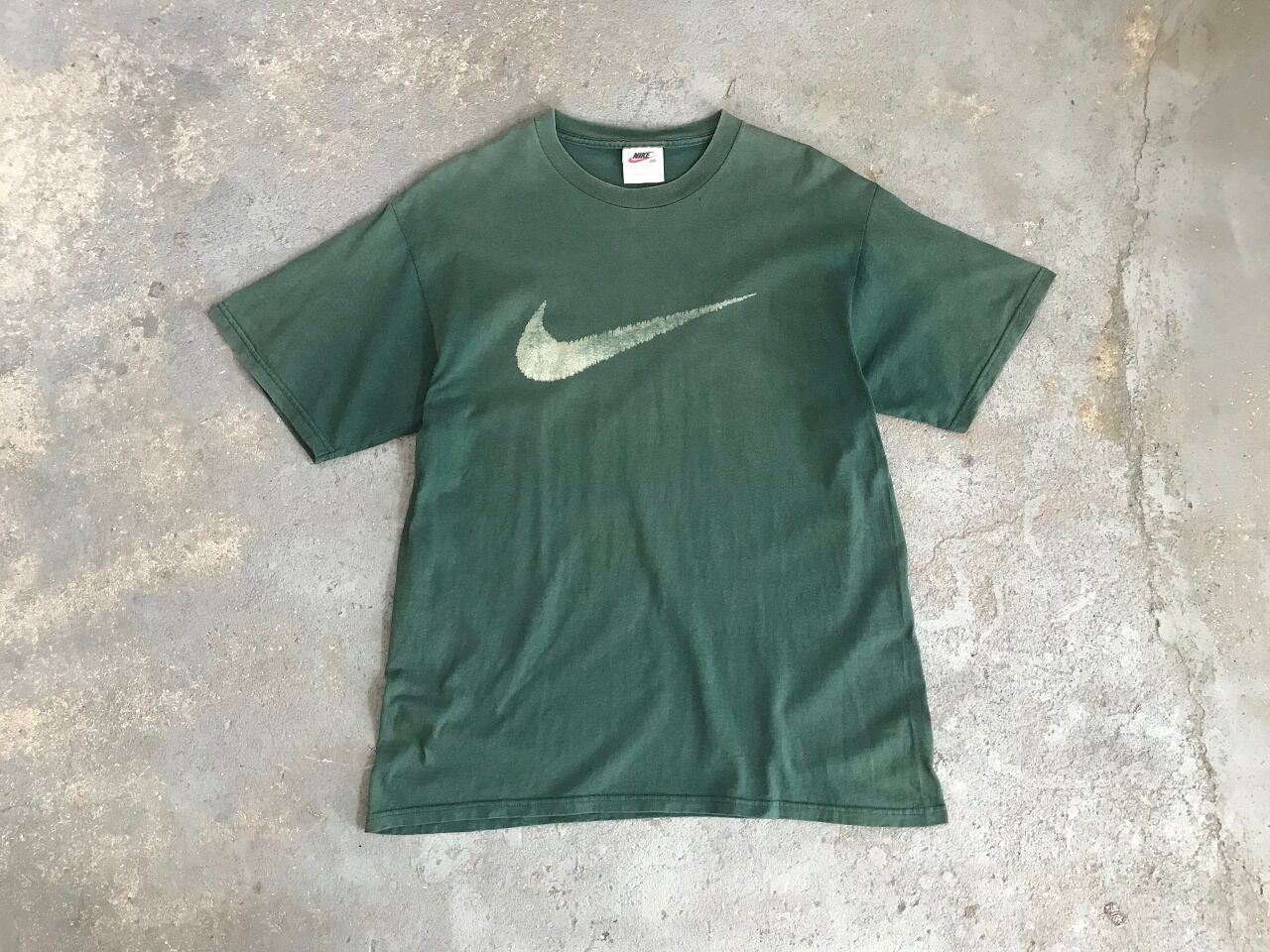 90s NIKE big swoosh T-shirt MADE IN USA