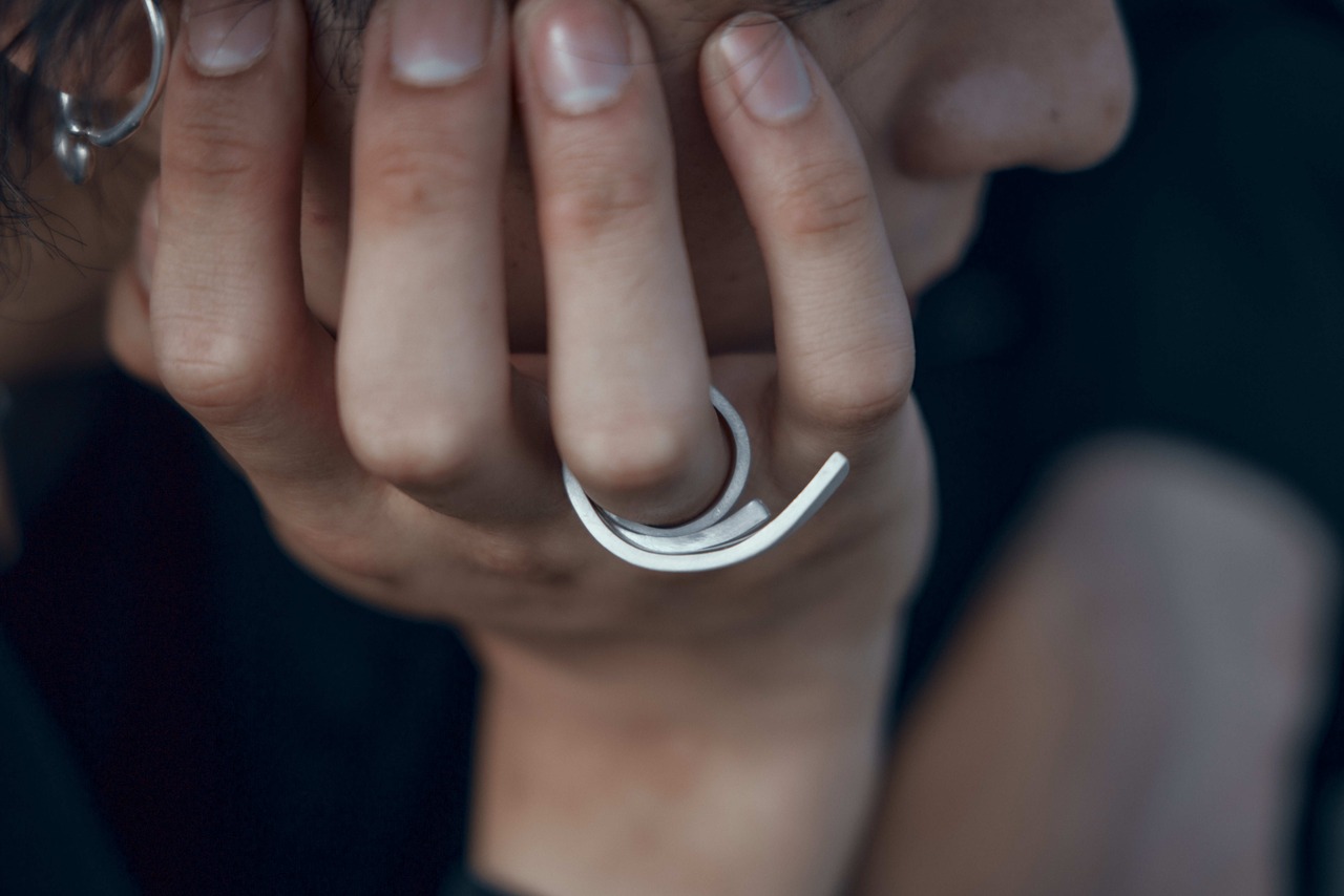 Cat’s Whisker Ring - 6