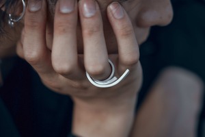 Cat’s Whisker Ring